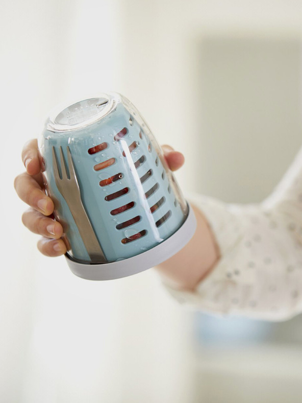 Mepal Roza kutija za grickalice sa cjedilom Mepal Ellipse 600 ml