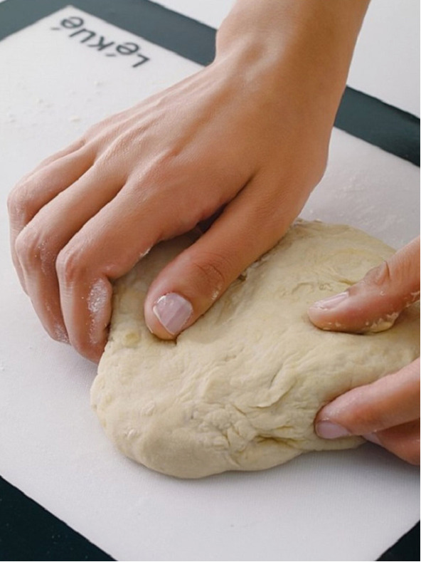 Lékué Crno-bijela silikonska kuhinjska podloga za pečenje Lékué