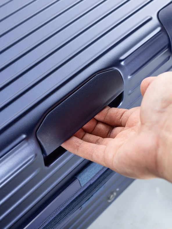 Heys Plavi putni kofer Heys Cruze M Navy