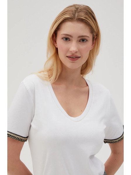 Moodo Bijela basic majica s V-izrezom