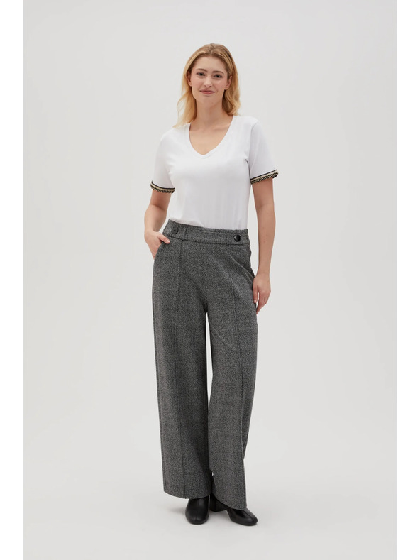 Moodo Bijela basic majica s V-izrezom