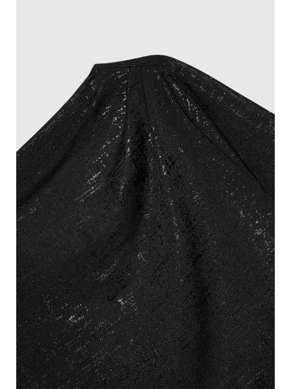 Moodo Crna bluza s naboranim izrezom i dugim rukavima