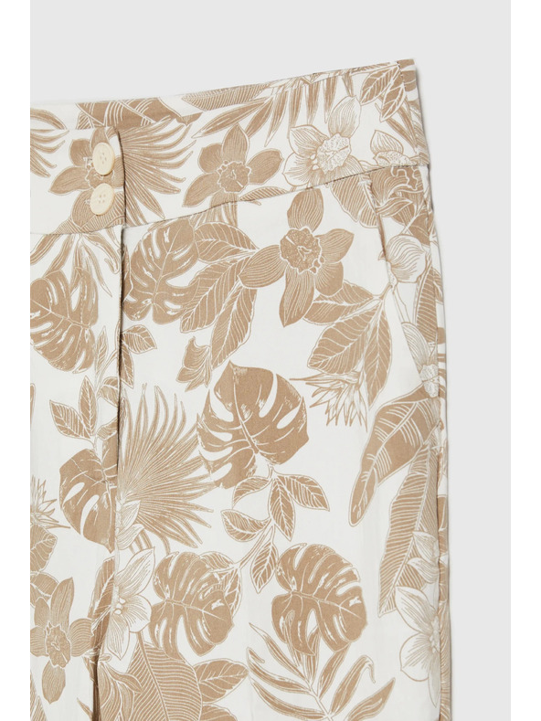 Moodo Bijele ženske cvjetne hlače Moodo