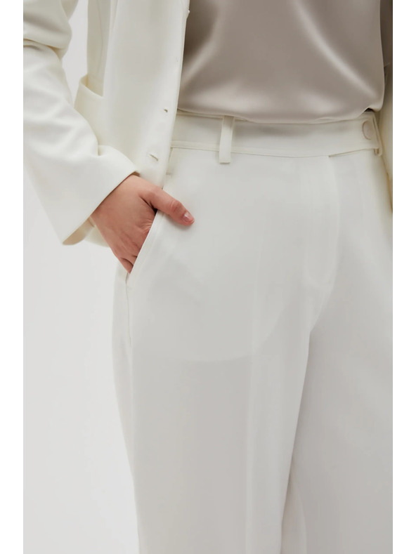 Moodo Bijele ženske hlače Moodo
