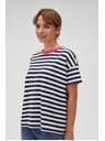 Moodo Plavo-bijela prugasta majica s ružičastim ovratnikom
