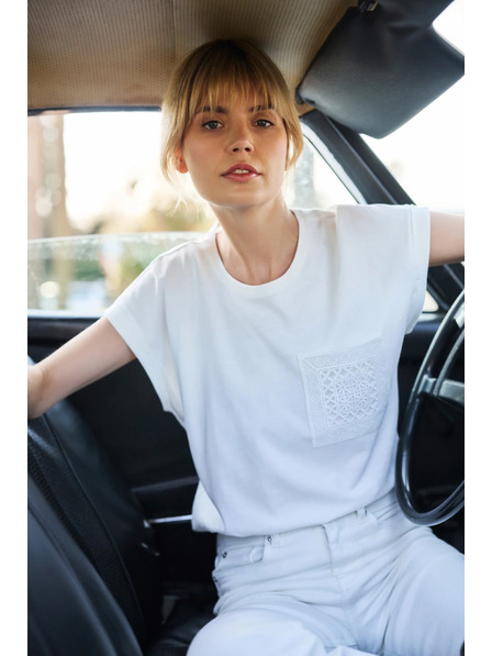 Moodo Bijeli pamučni top s džepom