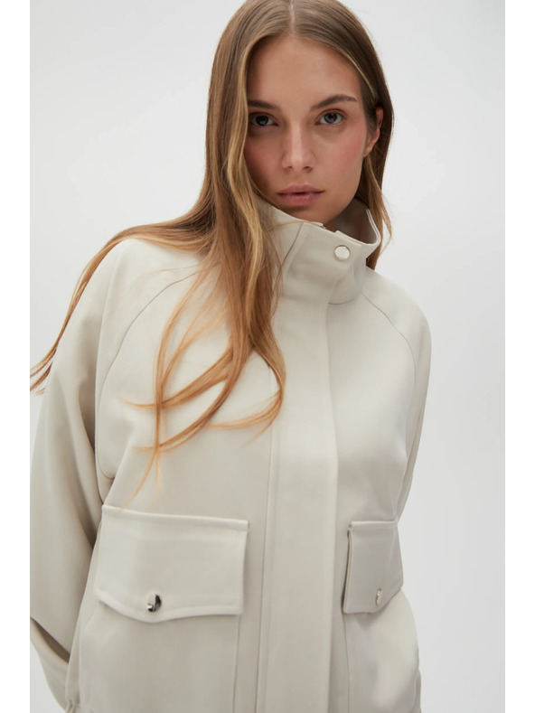Moodo Svijetlo bež ženska jakna
