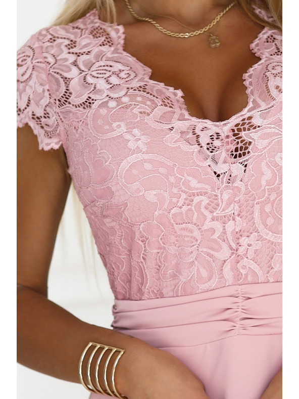 numoco Svijetloružičaste šifon haljine s čipkanim izrezom