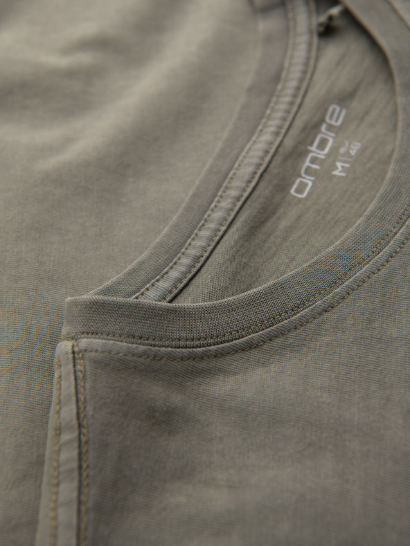 Ombre Clothing Pamučna majica s otiskom i okruglim izrezom - crna