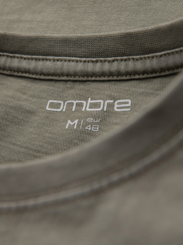 Ombre Clothing Pamučna majica s otiskom i okruglim izrezom - crna