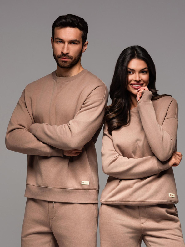 Ombre Clothing Klasična uniseks dukserica s okruglim izrezom - smeđa