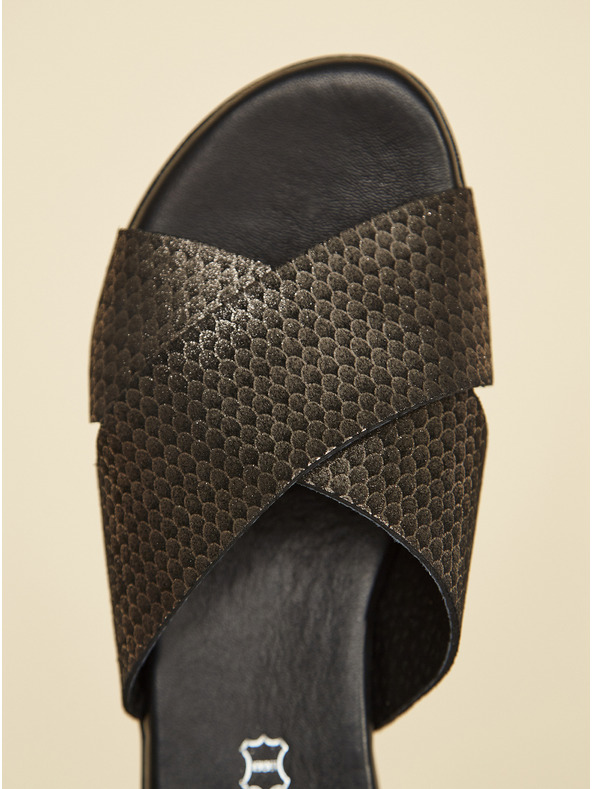 Ojju Crne kožne papuče OJJU