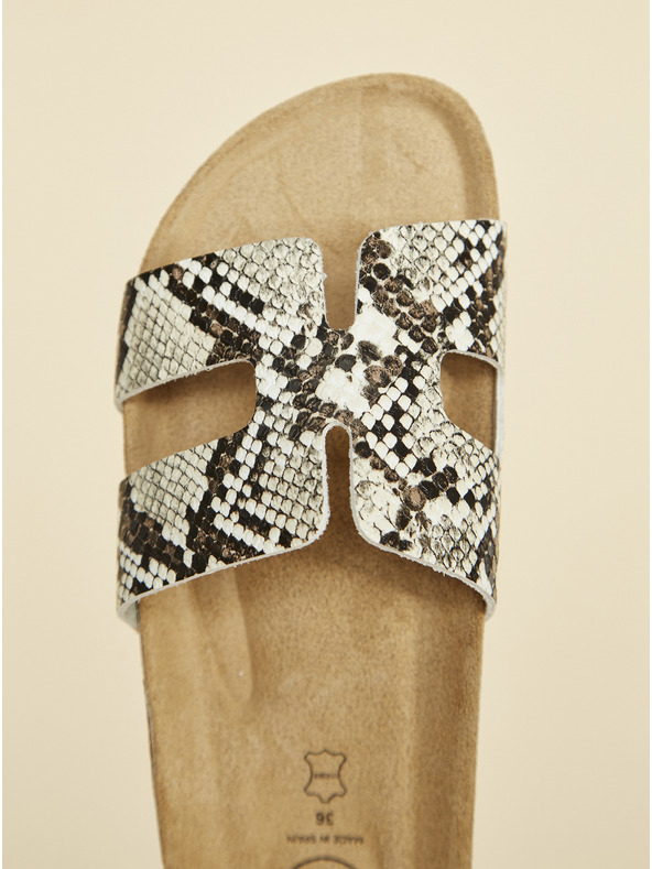 Ojju Bež ženske papuče sa zmijskim uzorkom OJJU
