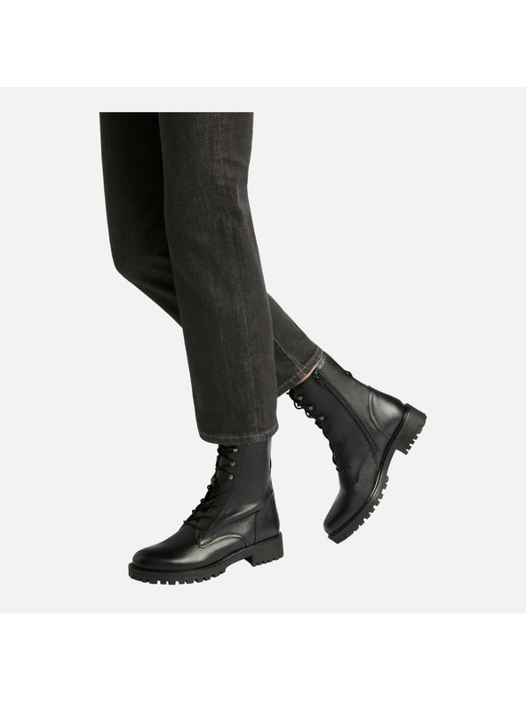 Geox Crna ženska gležnjača Geox Hoara