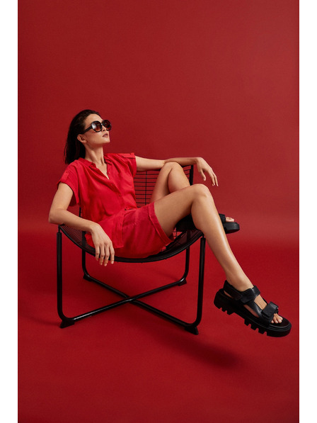 Moodo Crvena košulja s kratkim rukavima