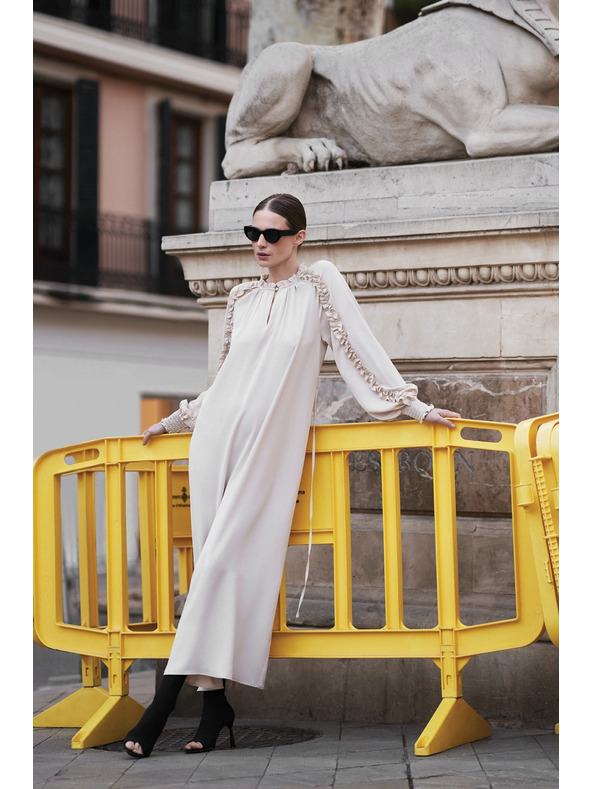 Moodo Krem maxi haljine