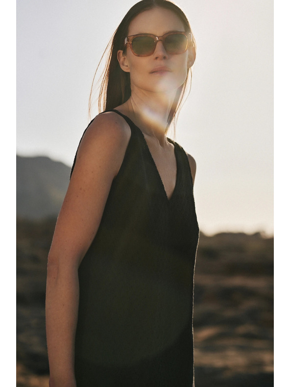 Moodo Crne haljine na bretele