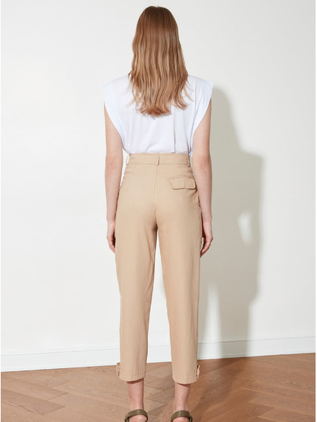 Trendyol Bež ženske skraćene hlače s džepovima Trendyol