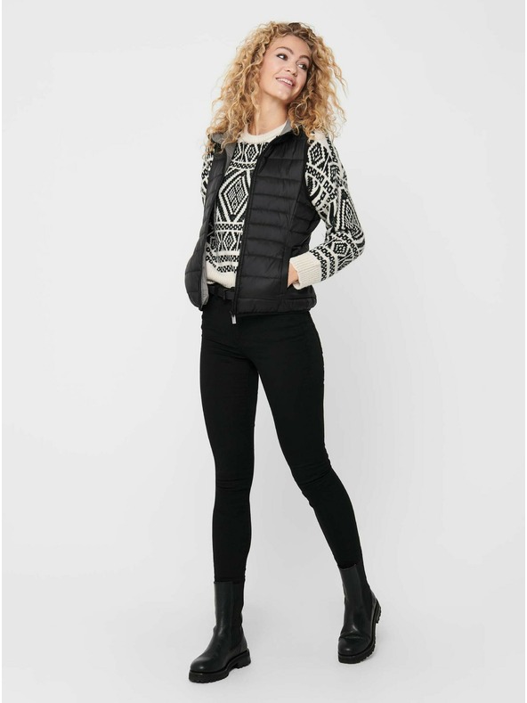 ONLY Crni ženski prošiveni prsluk s kapuljačom ONLY New Tahoe