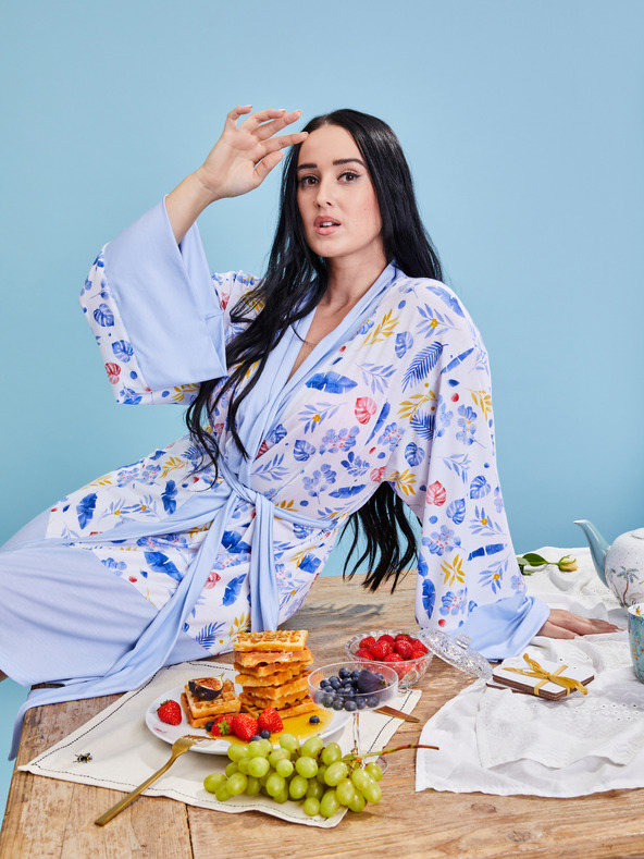 ZOOT.collab Plavi ženski cvjetni kućni ogrtač iz kolekcije BESKY by ZOOT