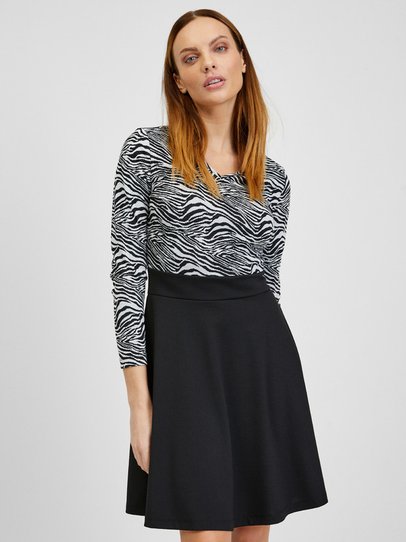 Orsay Bijelo-crna ženska haljina s uzorkom ORSAY