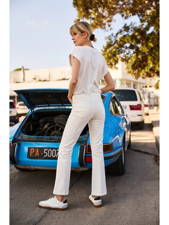 Moodo Krem ženske zvonaste traperice