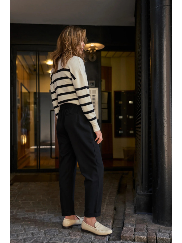 Moodo Crne ženske hlače Moodo