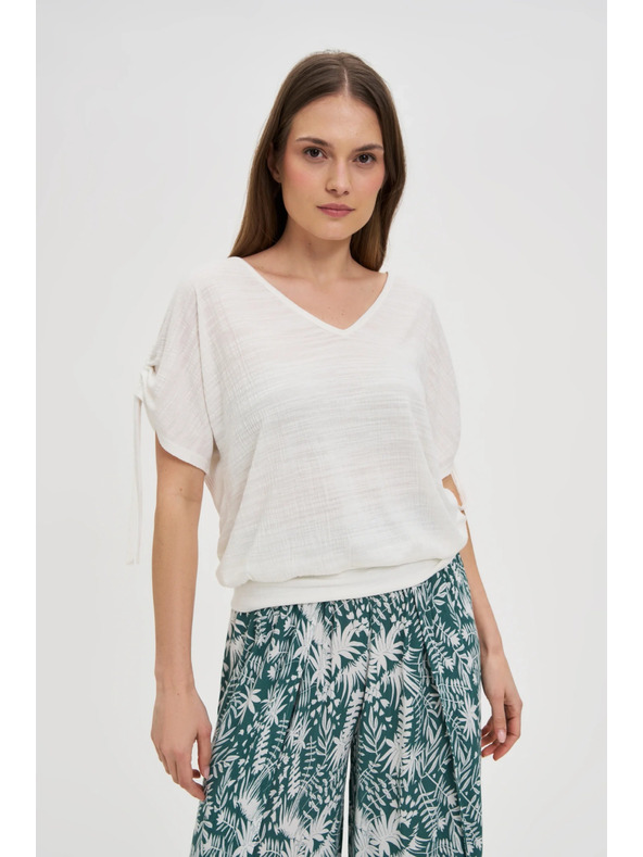 Moodo Bijeli top sa stezanjem na rukavima