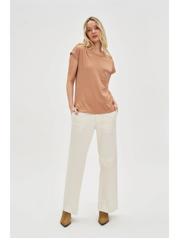 Moodo Ženska majica s džepom Moodo – tamnosmeđa