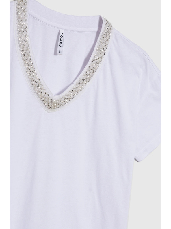 Moodo Ženska majica s ukrašenim izrezom – bijela