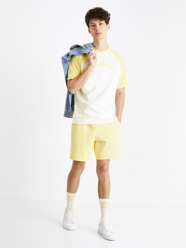 Celio Žuto-bijela muška majica Celio Ceraglan Happiness