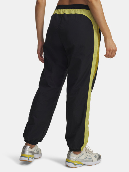 Under Armour Ženske sportske hlače Under Armour UA Icon Crinkle Pant-BLK