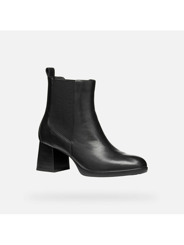 Geox Crna ženska gležnjača Geox Walk Pleasure 55