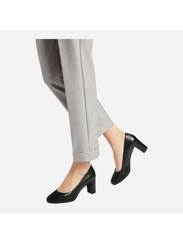 Geox Crne ženske salonke Geox Walk