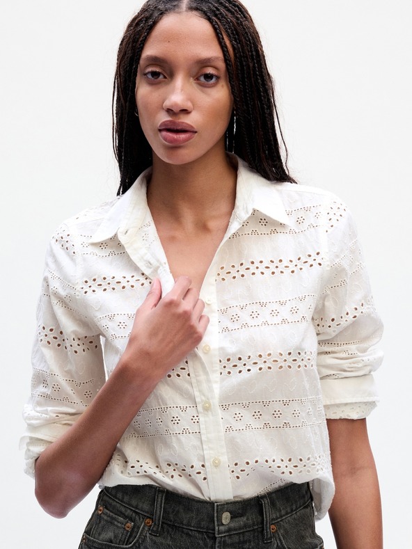 GAP Čipkasta crop košulja GAP