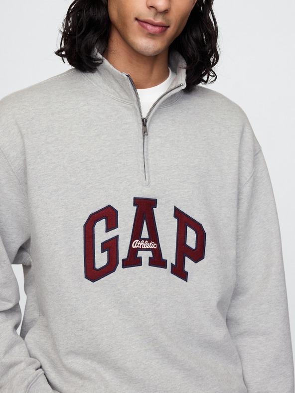GAP Oversize majica s logom GAP