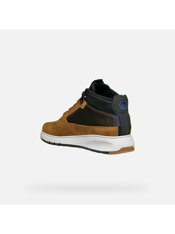 Geox Svijetlo smeđe muške tenisice Geox Aerantis 4x4 B ABX