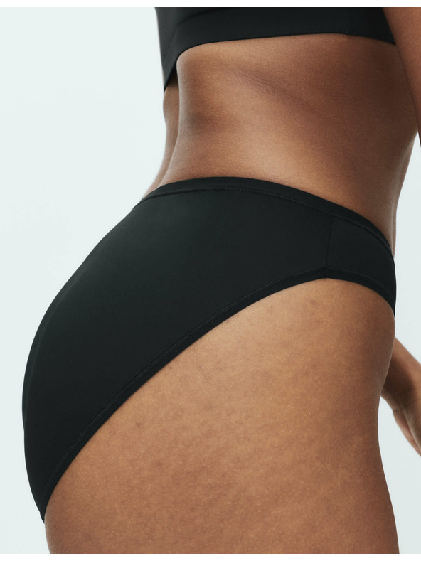 Marks & Spencer Marks & Spencer 5 paketa bez vidljivih ukrasa Visoko izrezane gaćice od mikrovlakana Crne