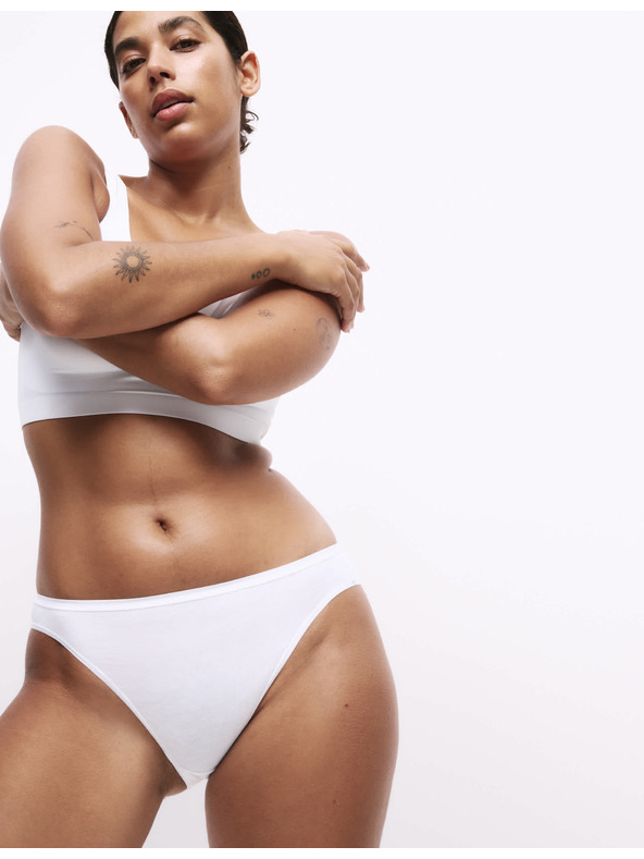 Marks & Spencer Set od pet ženskih gaćica Marks & Spencer bijele boje