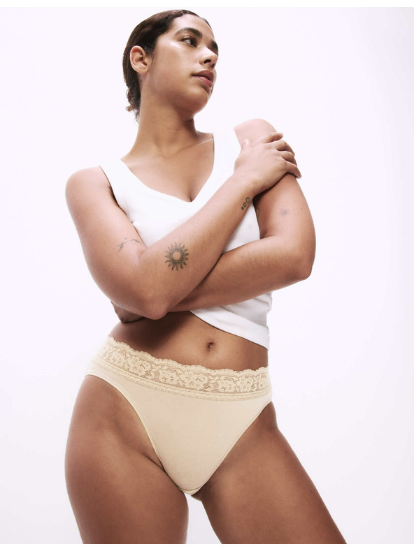 Marks & Spencer Set od pet ženskih gaćica u bež boji marke Marks & Spencer