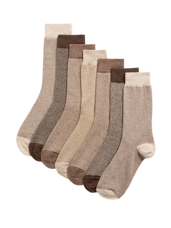 Marks & Spencer Set od sedam pari muških čarapa u smeđoj boji marke Marks & Spencer