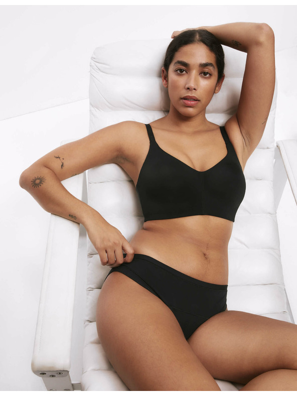 Marks & Spencer Visoko upijajuće menstrualne bikini gaćice 3 pakiranja Marks & Spencer Black
