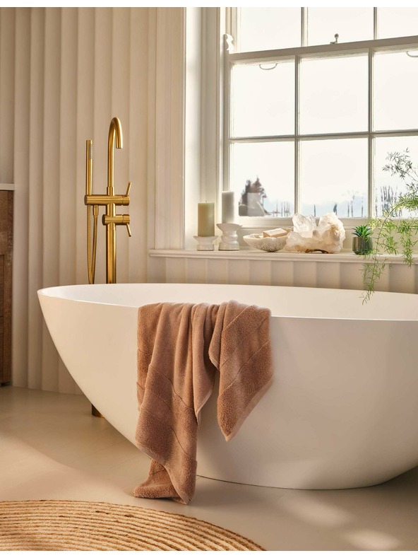 Marks & Spencer Zeleni umjetni mini sukulent u Marks & Spencer zelenoj keramičkoj posudi