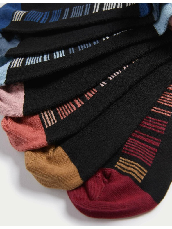 Marks & Spencer 7 pari Cool & Fresh™ High Cotton Marks & Spencer crnih čarapa