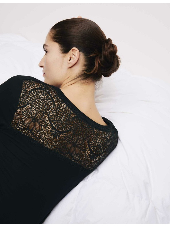 Marks & Spencer Spavaćica s čipkom Marks & Spencer crna