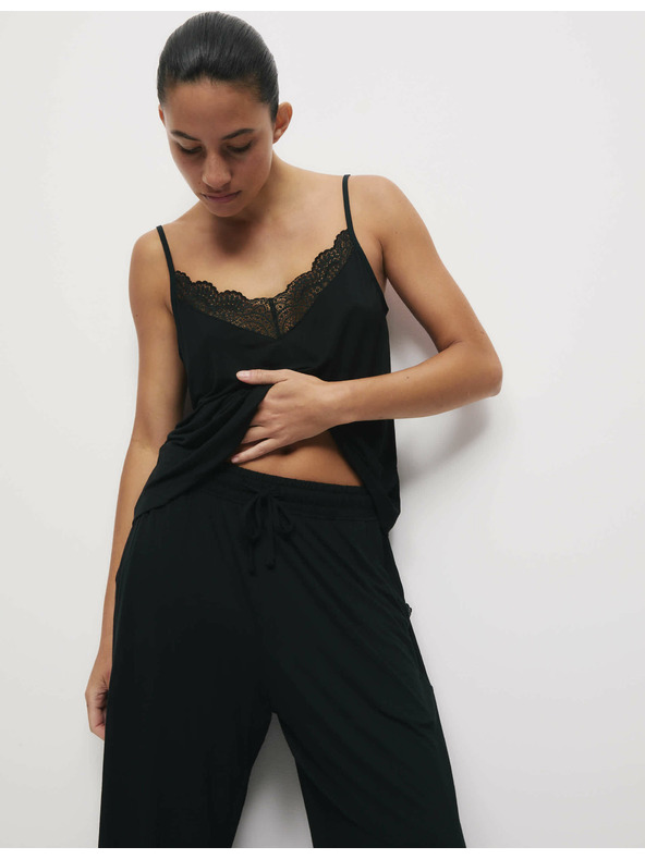 Marks & Spencer Pidžama hlače širokih nogavica s čipkom Marks & Spencer crna