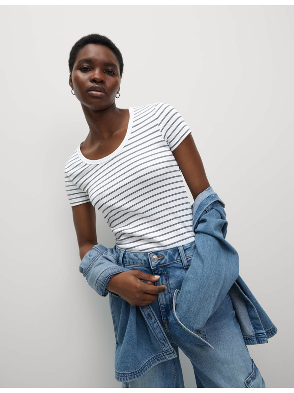 Marks & Spencer Prugasta majica s ovalnim izrezom, s visokim udjelom pamuka Marks & Spencer bijela