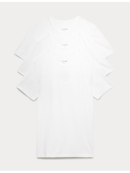 Marks & Spencer Set od tri muške osnovne majice kratkih rukava u bijeloj boji s Cool & Fresh™ tehnologijom Marks & Spencer