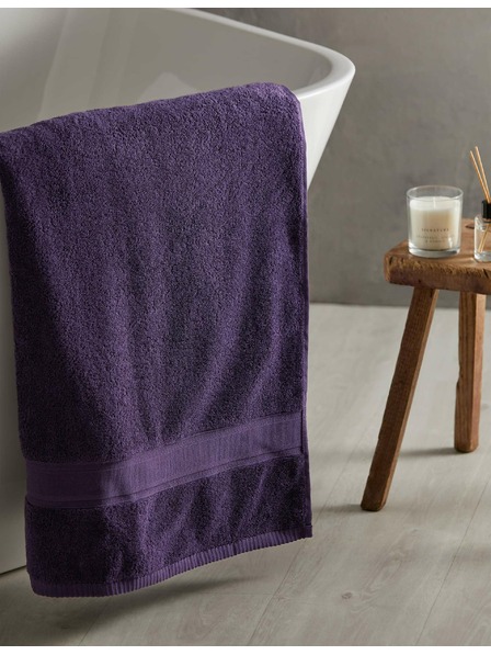 Marks & Spencer Extra meki antibakterijski ručnik od čiste pamučne tkanine Marks & Spencer ljubičasta