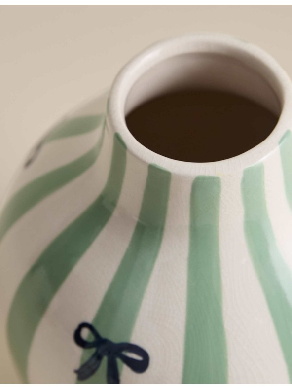 Marks & Spencer Prugasta keramička vaza s ispucanom glazurom Marks & Spencer zelena